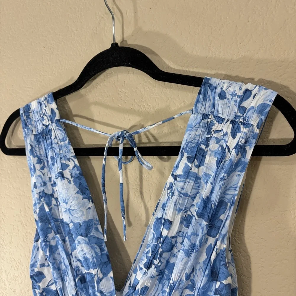 Abercrombie & Fitch Blue and White Floral Maxi Sundress Sz S Cottagecore Beach